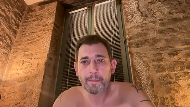 tamtamat46 online show from November 9, 2025, 3:10 am