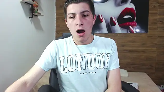 Snapshot of taner_king chatting on October 19, 2025, 2:58 am taner king online show from October 19, 2025, 2:58 am