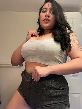 Myonlyprincess1 online show from April 19, 2026, 5:19 am