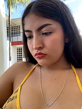 Snapshot of Gaby-Herrera chatting on October 18, 2025, 8:44 pm Gaby-Herrera online show from October 18, 2025, 8:44 pm