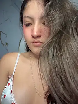 Gaby-Herrera online show from November 13, 2025, 8:24 pm