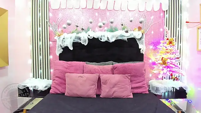 Desire Ecstasy online show from December 16, 2025, 6:01 pm