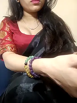 TheSassyGirl7 online show from February 4, 2026, 6:25 pm