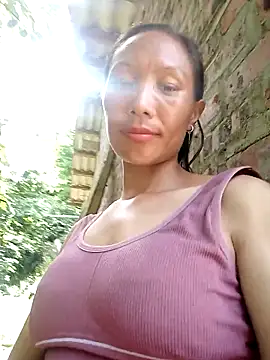 Snapshot of Lisa_pusy chatting on September 24, 2025, 5:03 am Lisa pusy online show from September 24, 2025, 5:03 am