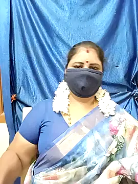 sushma26 online show from September 24, 2025, 5:19 pm