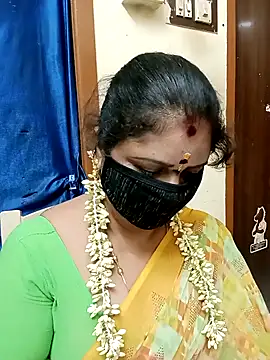 sushma26 online show from December 19, 2025, 4:53 pm