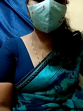 sushma26 online show from May 13, 2026, 5:53 pm