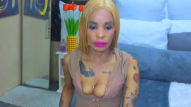 CaramelNatashaxx online show from September 22, 2025, 2:12 pm