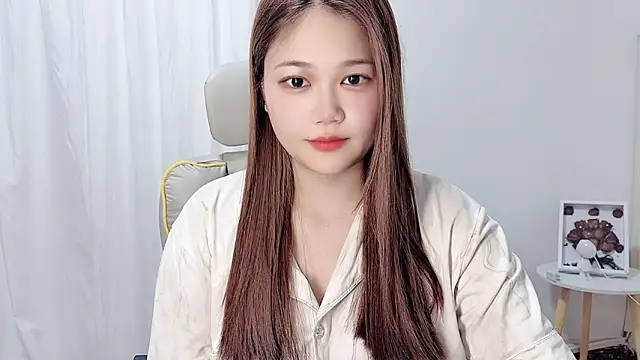 Snapshot of Dec-7758 chatting on September 23, 2025, 5:58 am Dec-7758 online show from September 23, 2025, 5:58 am