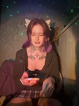 n1ghtcloud online show from October 12, 2025, 1:18 am