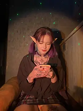 n1ghtcloud online show from October 13, 2025, 10:43 pm