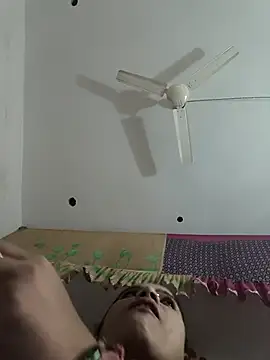 Snapshot of Setty54 chatting on October 29, 2025, 6:45 am Setty54 online show from October 29, 2025, 6:45 am