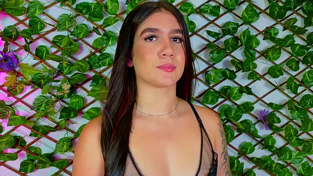 Snapshot of kloe_bella chatting on September 26, 2025, 1:51 pm kloe bella online show from September 26, 2025, 1:51 pm