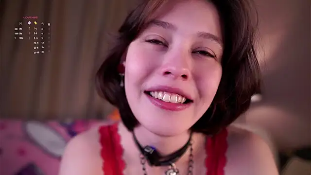 Snapshot of LurleneRamo chatting on October 6, 2025, 1:07 am LurleneRamo online show from October 6, 2025, 1:07 am