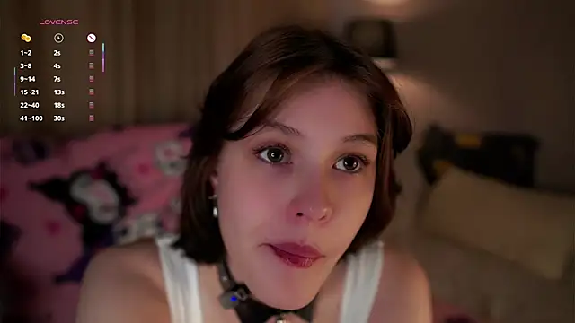 Snapshot of LurleneRamo chatting on October 2, 2025, 1:20 am LurleneRamo online show from October 2, 2025, 1:20 am