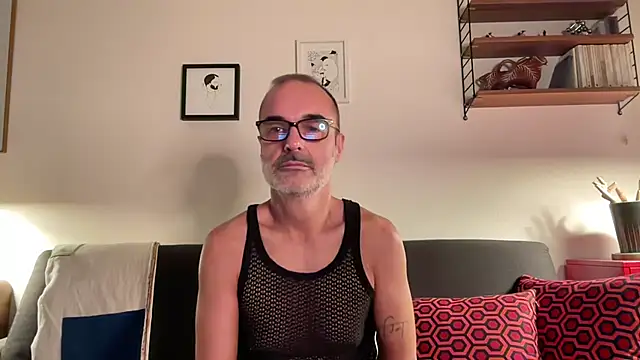 Milkywaymen online show from October 4, 2025, 1:34 pm