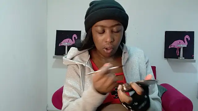 Snapshot of milykabombastik chatting on October 22, 2025, 12:37 pm milykabombastik online show from October 22, 2025, 12:37 pm