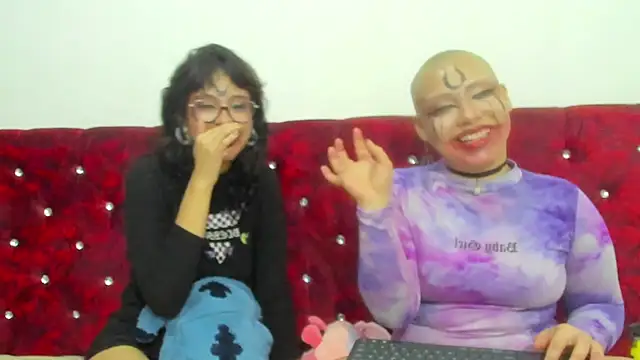 Snapshot of Cherry_vald chatting on October 19, 2025, 10:51 am Cherry vald online show from October 19, 2025, 10:51 am