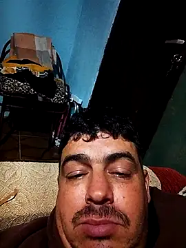branquinho3 online show from May 13, 2026, 1:56 am