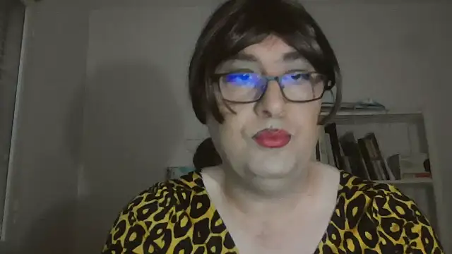 nataliacd online show from October 29, 2025, 4:50 pm