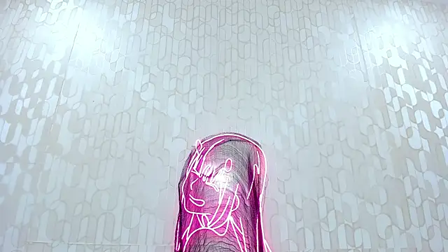 Snapshot of scarletross_ chatting on October 31, 2025, 12:13 pm scarletross online show from October 31, 2025, 12:13 pm