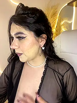 Snapshot of Zoe_Serrat chatting on October 22, 2025, 12:37 pm Zoe Serrat online show from October 22, 2025, 12:37 pm