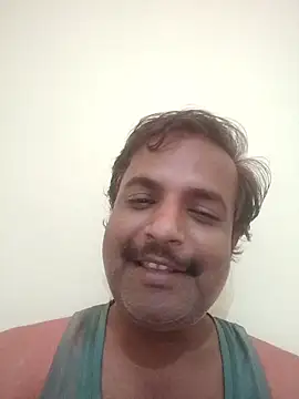 vardh033 online show from September 17, 2025, 8:05 am