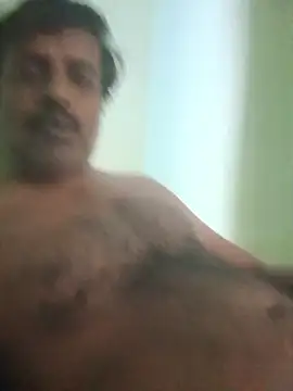 vardh033 online show from September 26, 2025, 7:04 am