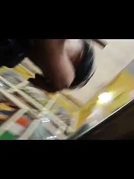 vardh033 online show from November 18, 2025, 7:55 am