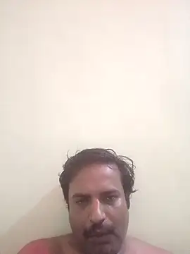 vardh033 online show from September 22, 2025, 12:27 am