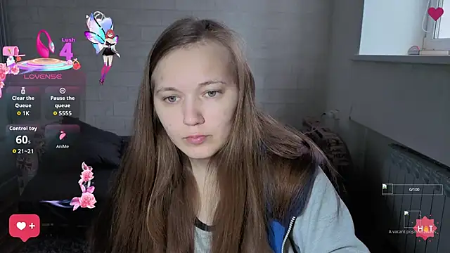 Snapshot of AlisaWyn chatting on October 9, 2025, 6:03 am AlisaWyn online show from October 9, 2025, 6:03 am