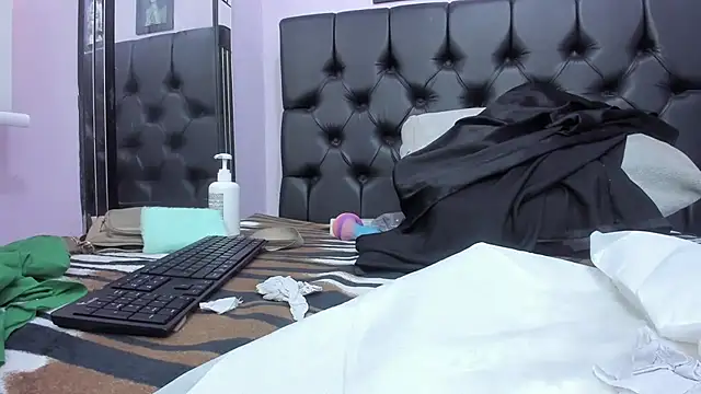 Adrianasex 69x online show from December 13, 2025, 8:04 pm