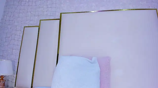 thalia888  online show from November 10, 2025, 7:08 pm