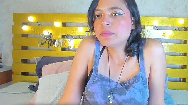 thalia888  online show from September 20, 2025, 7:52 pm