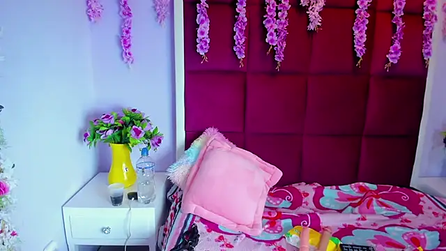 Snapshot of Lilith_DeepThroat chatting on October 31, 2025, 12:57 pm Lilith DeepThroat online show from October 31, 2025, 12:57 pm