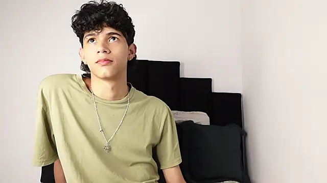 alexmark  online show from September 19, 2025, 1:48 pm