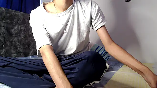 Snapshot of alexmark_ chatting on April 23, 2026, 5:14 pm alexmark online show from April 23, 2026, 5:14 pm