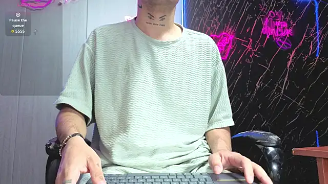 Snapshot of ThorDick_ chatting on September 28, 2025, 6:09 am ThorDick  online show from September 28, 2025, 6:09 am