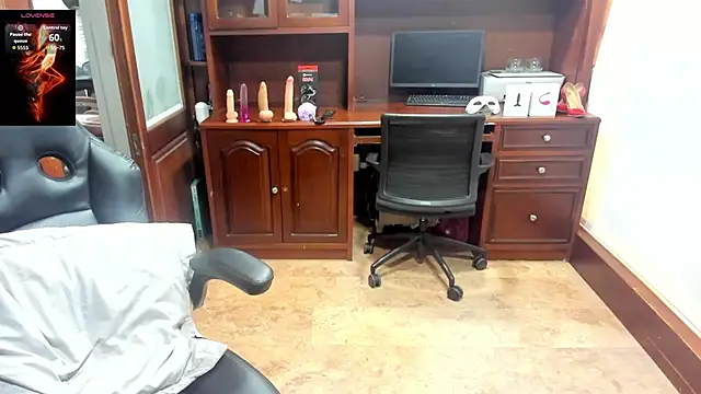 Snapshot of SexyRachel_ chatting on October 31, 2025, 12:57 pm SexyRachel online show from October 31, 2025, 12:57 pm