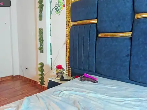 vyumekoper online show from September 26, 2025, 4:41 am