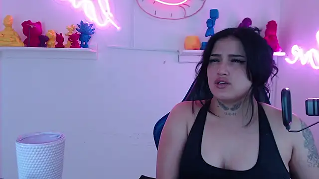 Snapshot of sari_belle chatting on February 11, 2026, 9:09 am sari belle online show from February 11, 2026, 9:09 am