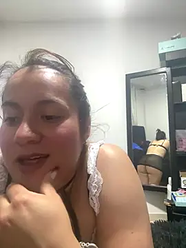 Leonis 0 online show from October 7, 2025, 11:50 pm