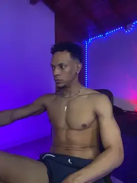 Snapshot of RickKrong_ chatting on October 8, 2025, 6:41 pm RickKrong  online show from October 8, 2025, 6:41 pm