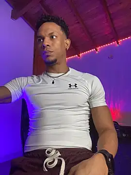 Snapshot of RickKrong_ chatting on October 25, 2025, 1:49 am RickKrong  online show from October 25, 2025, 1:49 am