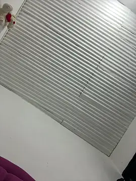 Luciaparker03 online show from December 5, 2025, 3:16 am