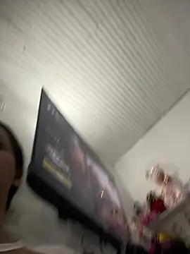 Luciaparker03 online show from April 12, 2026, 12:58 am