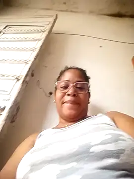 Snapshot of Big_ass_submissive chatting on September 19, 2025, 6:01 pm Big ass submissive online show from September 19, 2025, 6:01 pm