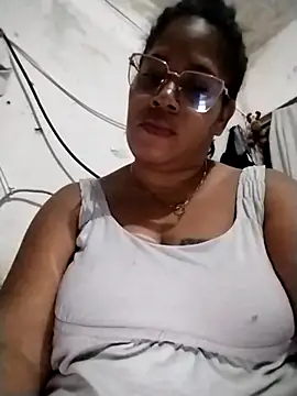 Snapshot of Big_ass_submissive chatting on October 25, 2025, 1:16 am Big ass submissive online show from October 25, 2025, 1:16 am