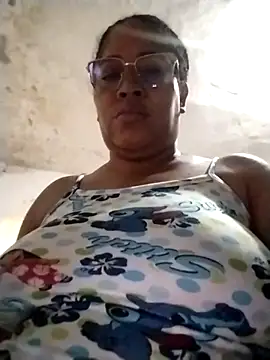 Snapshot of Big_ass_submissive chatting on September 27, 2025, 12:33 pm Big ass submissive online show from September 27, 2025, 12:33 pm