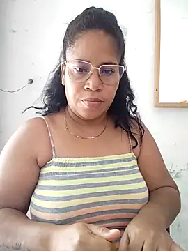 Snapshot of Big_ass_submissive chatting on October 19, 2025, 3:04 pm Big ass submissive online show from October 19, 2025, 3:04 pm